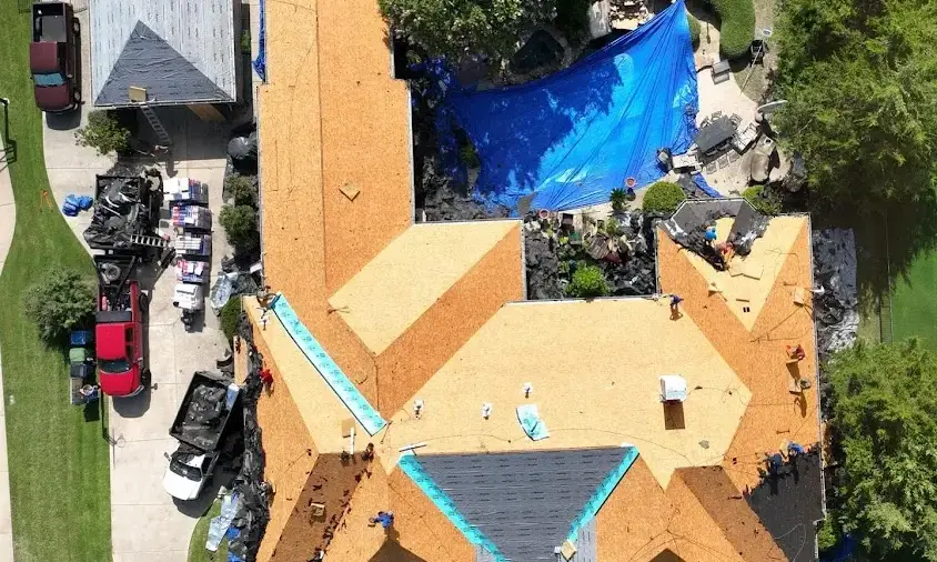 Professional Roof Repair being performed in Hamburg